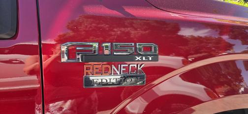 Red 2016 Ford F-150 XLT