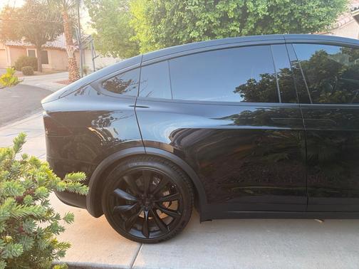 Black 2016 Tesla Model X P90D