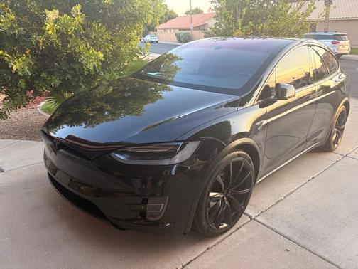 Black 2016 Tesla Model X P90D