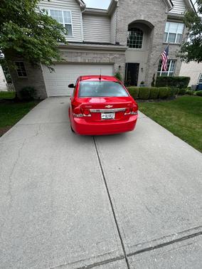 Red 2014 Chevrolet Cruze 1LT