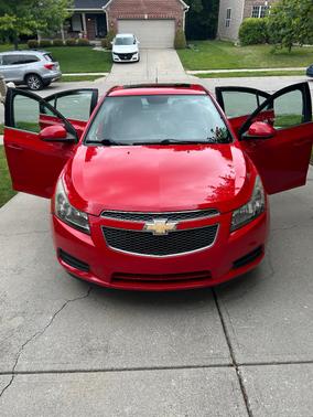 Red 2014 Chevrolet Cruze 1LT