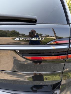 Black 2024 BMW X7 xDrive40i