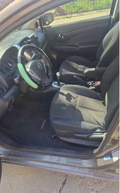 Gray 2016 Nissan Versa 1.6 SV