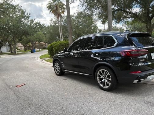 Black 2023 BMW X5 PHEV xDrive45e