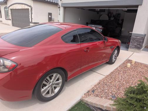 Red 2007 Hyundai Tiburon GS