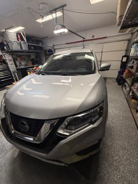 Black 2019 Nissan Rogue SL