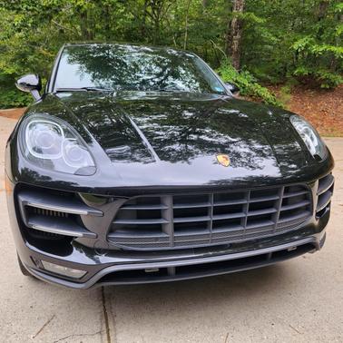 2018 Porsche Macan Turbo