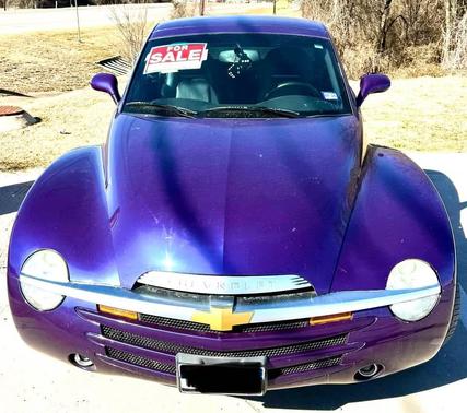 2004 Chevrolet SSR Base