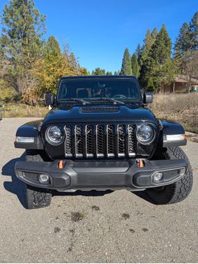 Black 2023 Jeep Gladiator Mojave