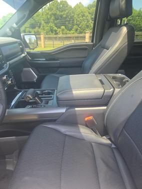 White 2025 Ford F-150 Lariat