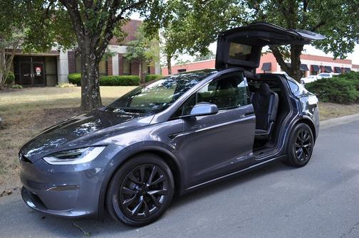 2022 Tesla Model X Long Range