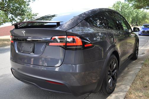 2022 Tesla Model X Long Range