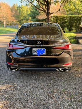 Black 2019 Lexus ES 350 Base