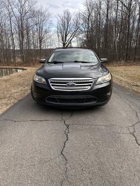 2011 Ford Taurus Limited