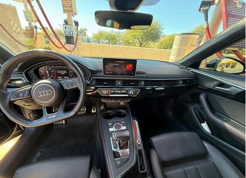 2019 Audi A4 Premium Plus