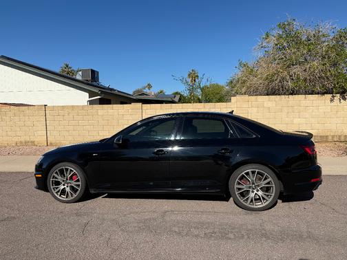 2019 Audi A4 Premium Plus