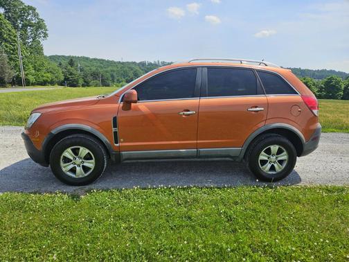 Orange 2008 Saturn Vue XE