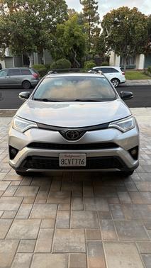 2018 Toyota RAV4 SE