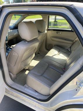 Beige 2011 Cadillac DTS Luxury Collection