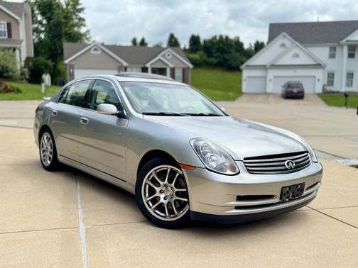 2005 INFINITI G35 Base
