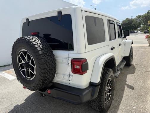 White 2024 Jeep Wrangler Rubicon