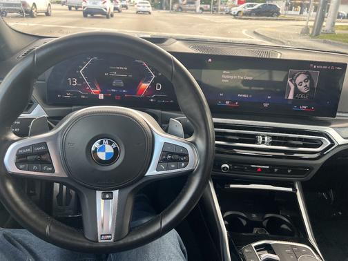2023 BMW 230 i