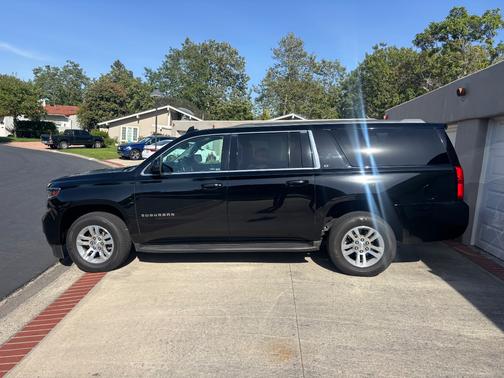 2018 Chevrolet Suburban LT