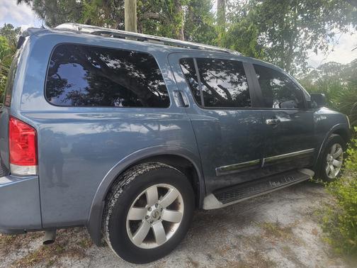 2012 Nissan Armada Platinum