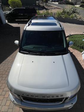 Beige 2016 Land Rover LR4 HSE