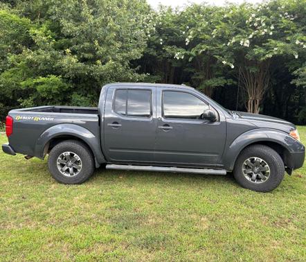 Gray 2014 Nissan Frontier Desert Runner