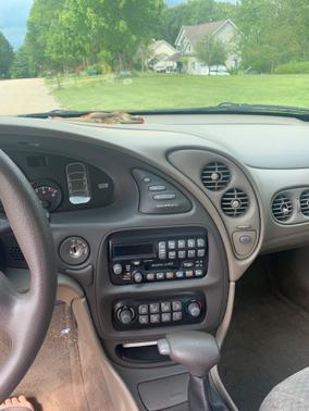 2000 Pontiac Bonneville SE