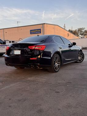 2017 Maserati Ghibli Base