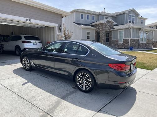 2019 BMW 530e xDrive iPerformance