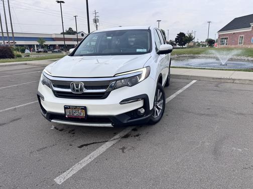 White 2020 Honda Pilot EX
