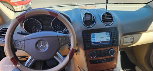 Black 2007 Mercedes-Benz M-Class ML 350 4MATIC
