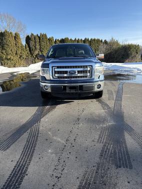 Blue 2014 Ford F-150 XLT
