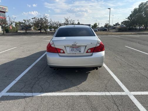 2007 INFINITI M35 x