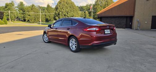 2014 Ford Fusion SE