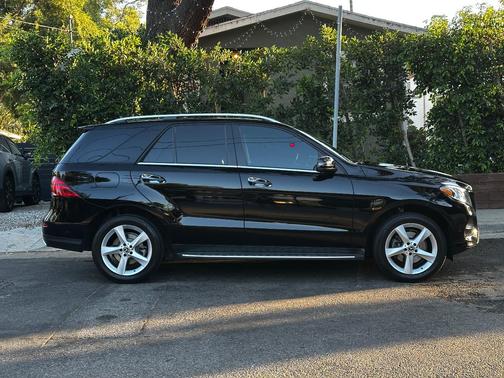 Black 2018 Mercedes-Benz GLE 350 4MATIC
