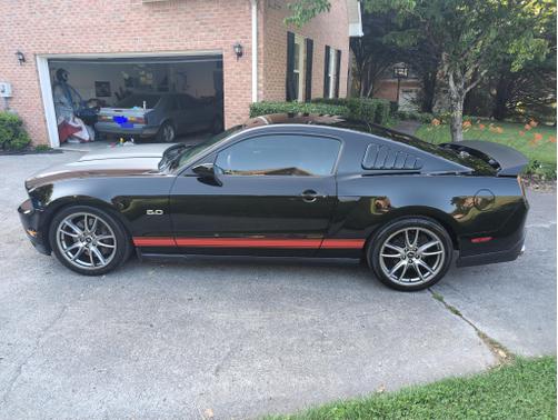 2011 Ford Mustang GT Premium