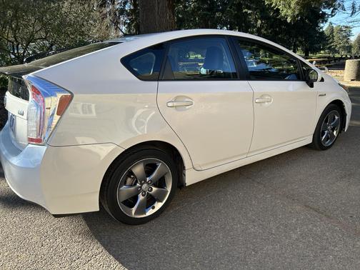 2013 Toyota Prius Three SE