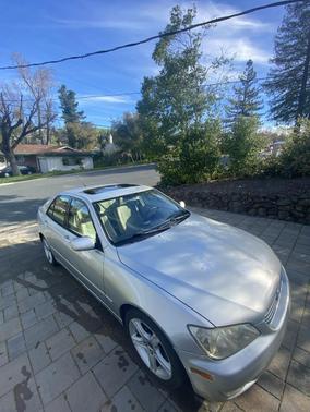 Silver 2001 Lexus IS 300 Base