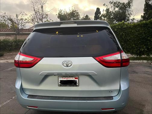 Blue 2015 Toyota Sienna LE