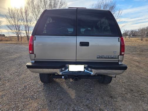 1999 Chevrolet Tahoe Base