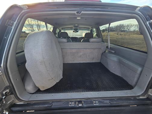 1999 Chevrolet Tahoe Base