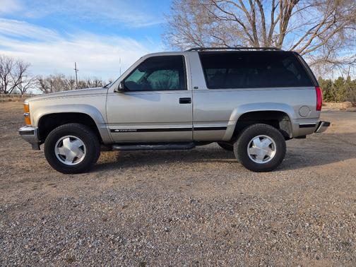1999 Chevrolet Tahoe Base
