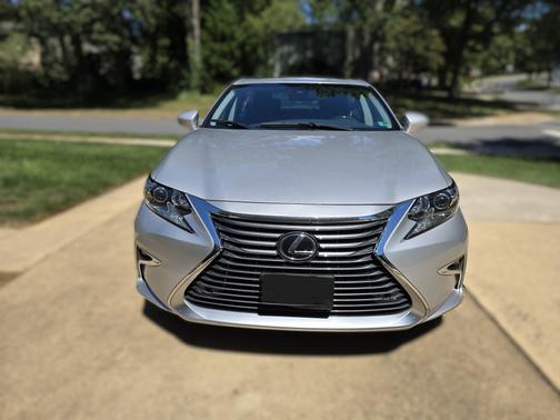 2017 Lexus ES 350 Base