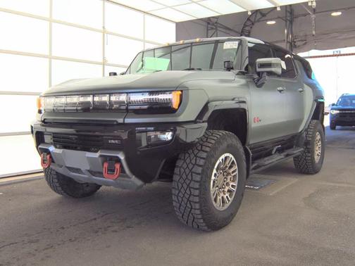 Green 2024 GMC HUMMER EV SUV 3X