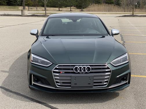 Photo 2 of 10 of 2018 Audi S5 3.0T Prestige