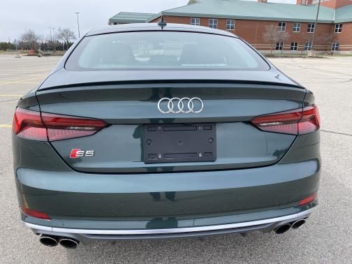 Photo 4 of 10 of 2018 Audi S5 3.0T Prestige